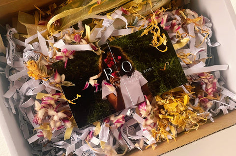 Gift Wrapping + Optional Gift Note
